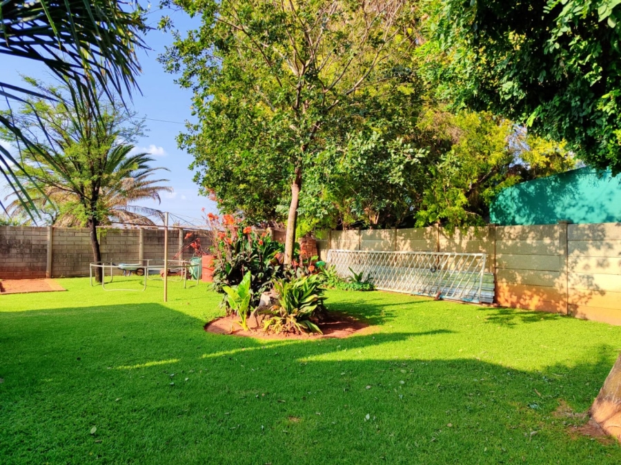 3 Bedroom Property for Sale in Stilfontein Ext 4 North West